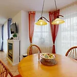 Strandnahe Mit Balkon, Wohnpark Granitz 31, * 빈츠