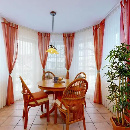 Strandnahe Mit Balkon, Wohnpark Granitz 31, Apartment