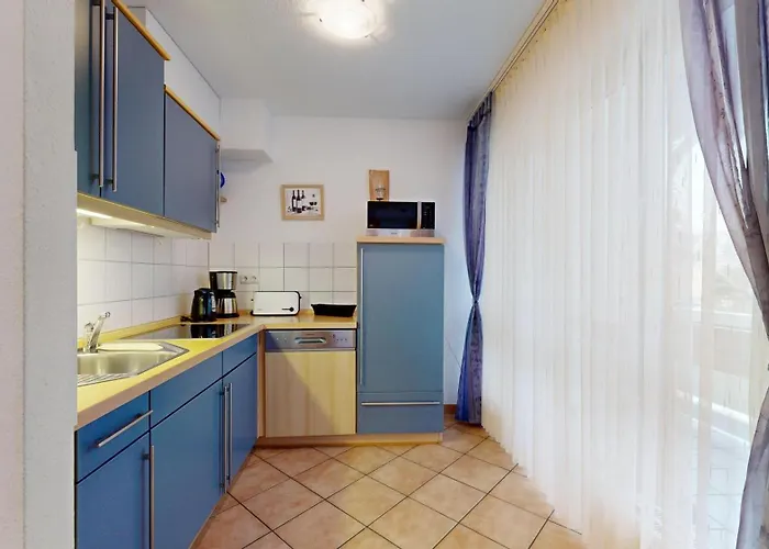 Strandnahe Mit Balkon, Wohnpark Granitz 31, Apartment Binz